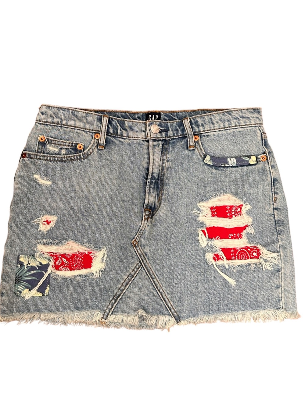 Gap distressed style rip&repair bandana denim mini skirt. Casual. Bohemian. 28